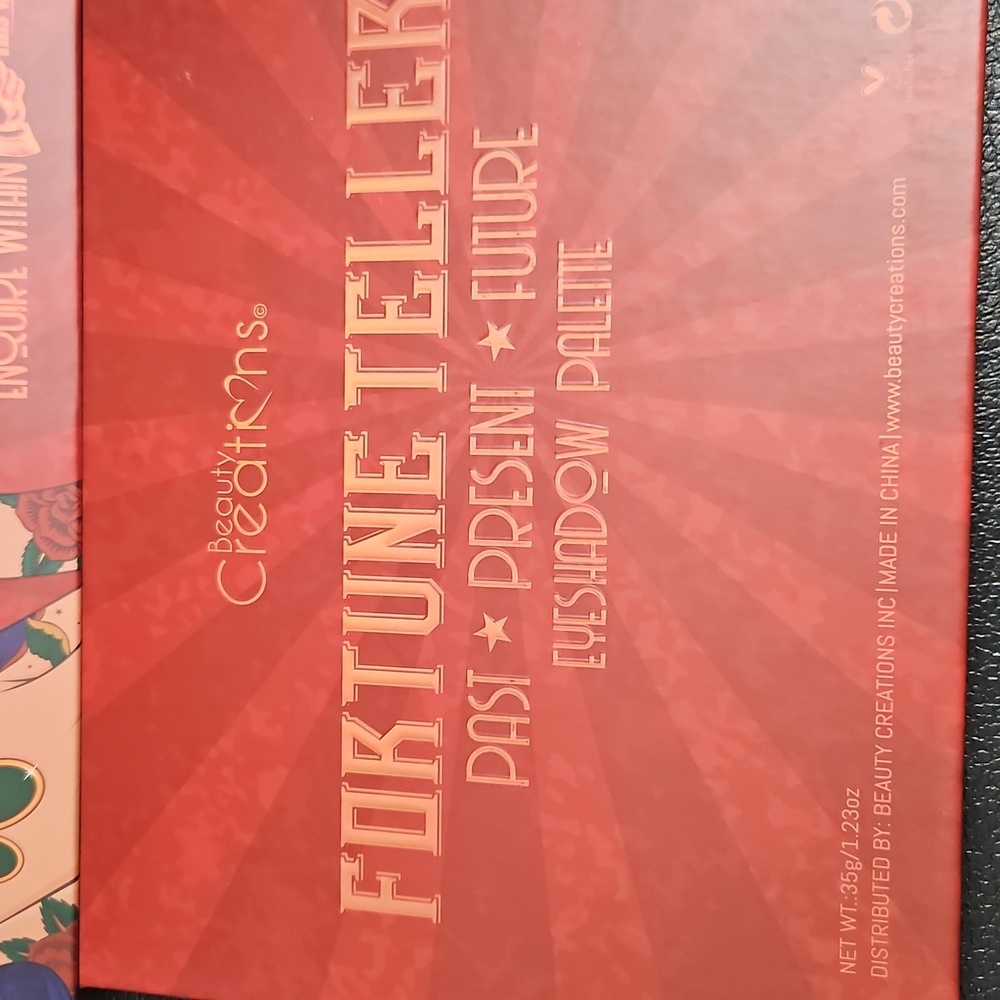 Beauty creations fortune teller eye shadow palette - Picture 4 of 12